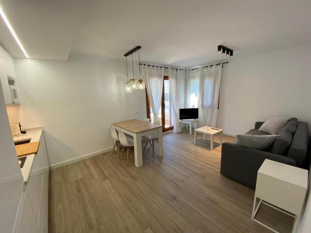 Apartamento Cala Montgo L' Escala Bagian luar foto