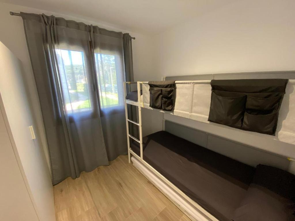 Apartamento Cala Montgo L' Escala Bagian luar foto